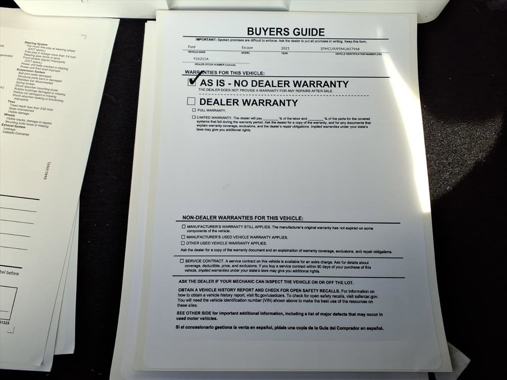 Used 2021 Ford Escape Titanium image 36