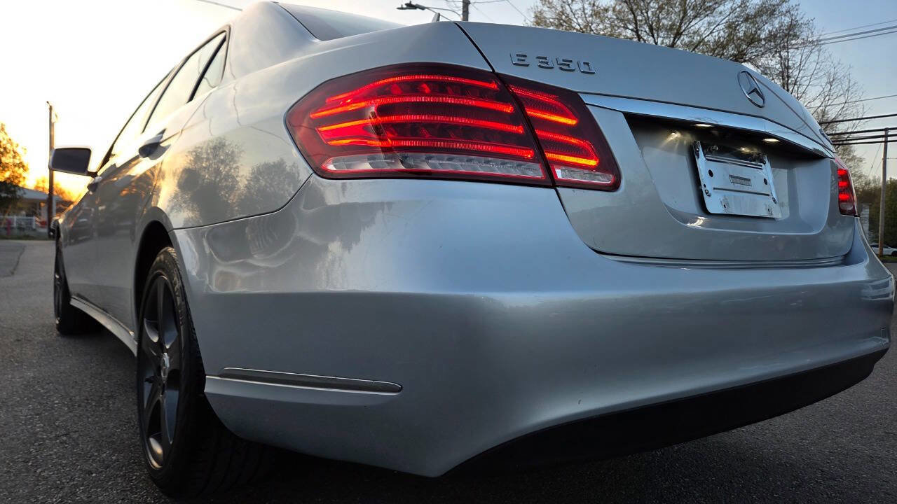 Used 2014 Mercedes-Benz E 350 4MATIC Sedan image 12