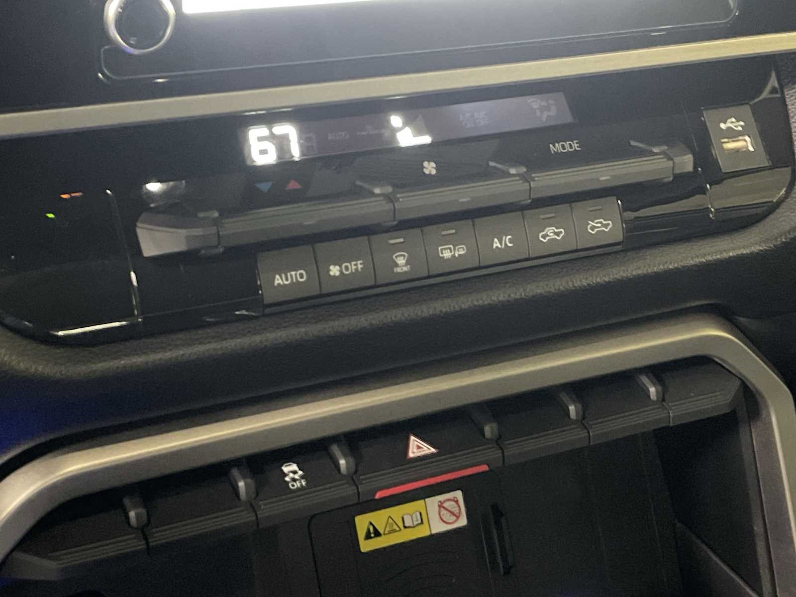 Used 2024 Toyota Tundra Limited w/ Power Package AWD/4WD image 23