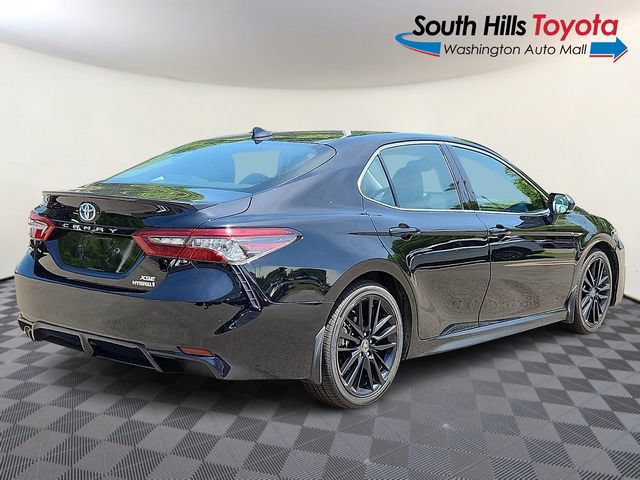 Used 2022 Toyota Camry XSE FWD image 6