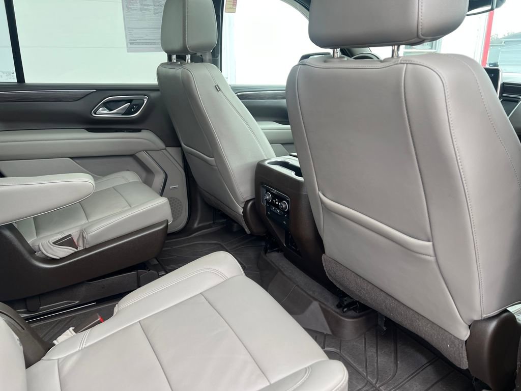 Used 2021 Chevrolet Tahoe Z71 w/ Z71 Signature Package AWD/4WD image 50