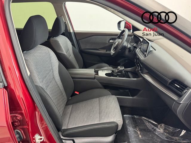 Used 2023 Nissan Rogue SV image 23