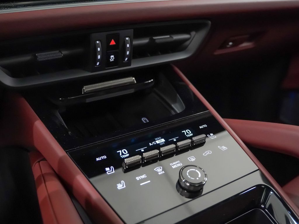 New 2026 Porsche Cayenne Turbo AWD/4WD image 32