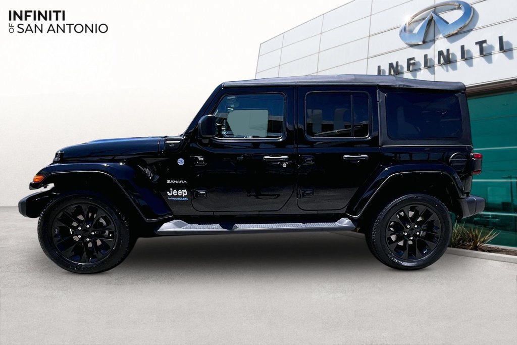 Used 2021 Jeep Wrangler Unlimited Sahara w/ Cold Weather Group AWD/4WD image 43