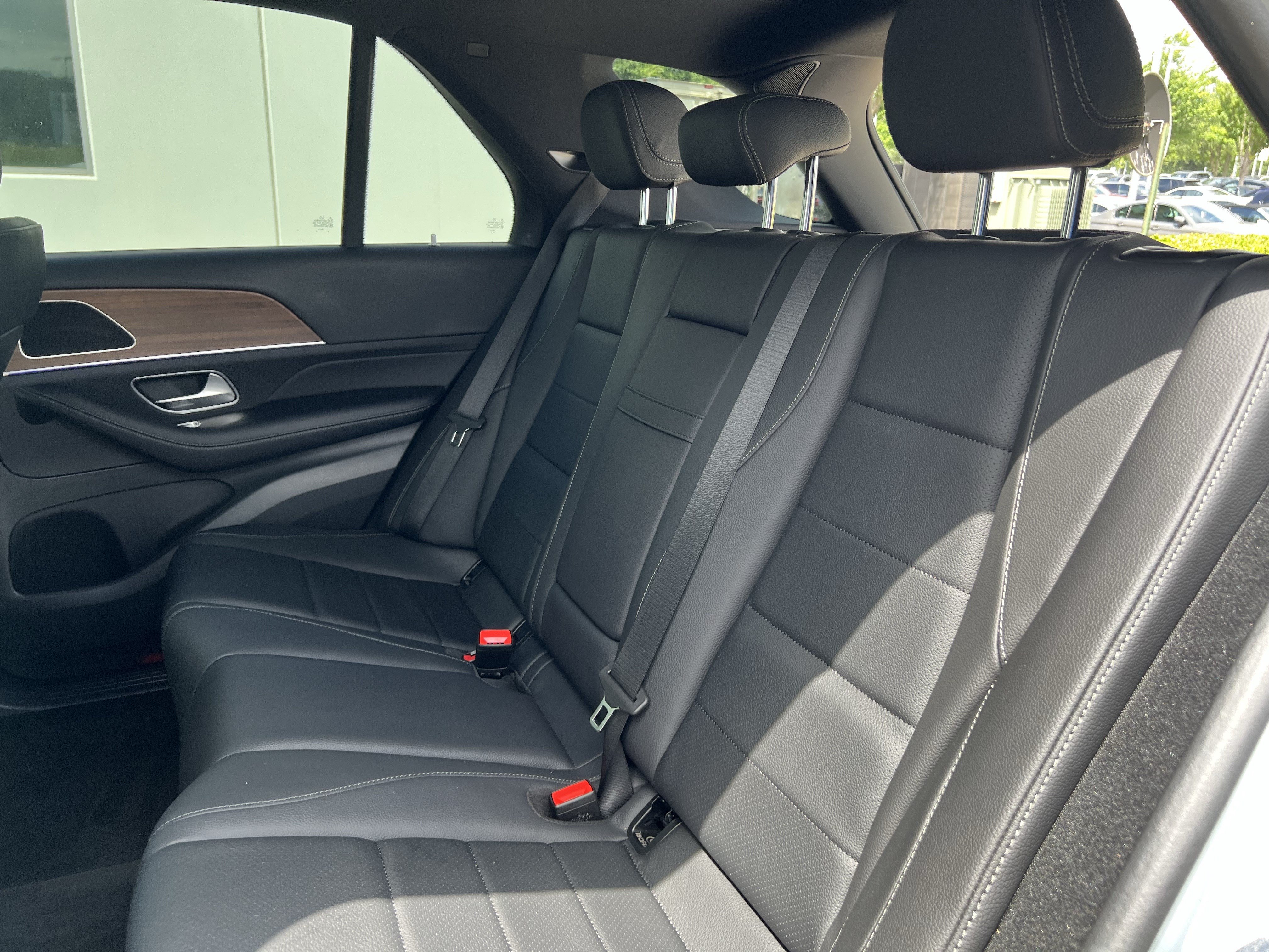 Certified 2025 Mercedes-Benz GLE 350 4MATIC image 32