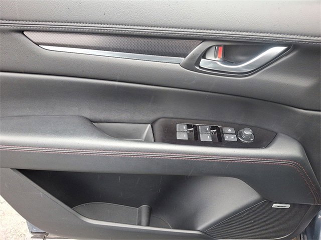 Used 2025 MAZDA CX-5 Carbon Edition image 12