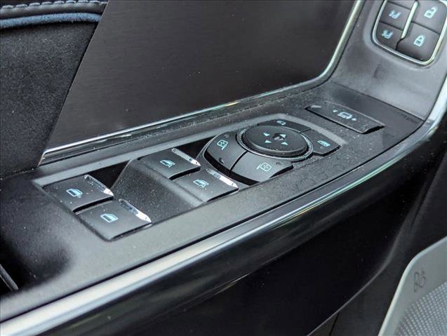 Used 2026 Ford F250 Platinum AWD/4WD image 9