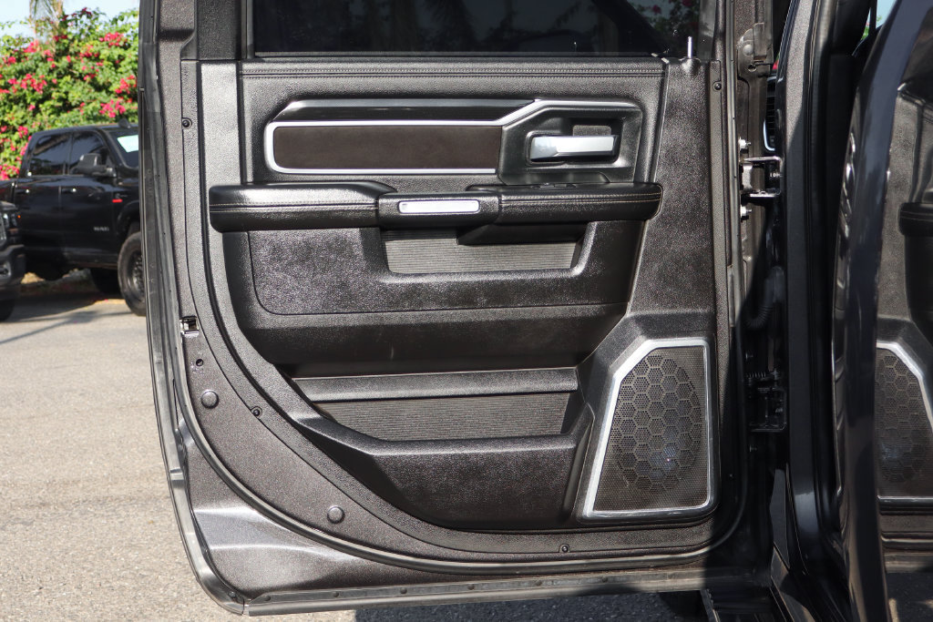 Used 2019 RAM 3500 Laramie AWD/4WD image 28