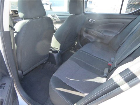 Used 2019 Nissan Versa SV image 17