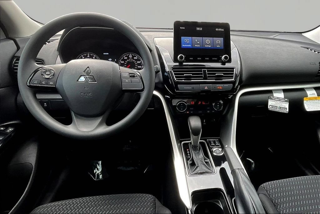 New 2026 Mitsubishi Eclipse Cross LE AWD/4WD image 5