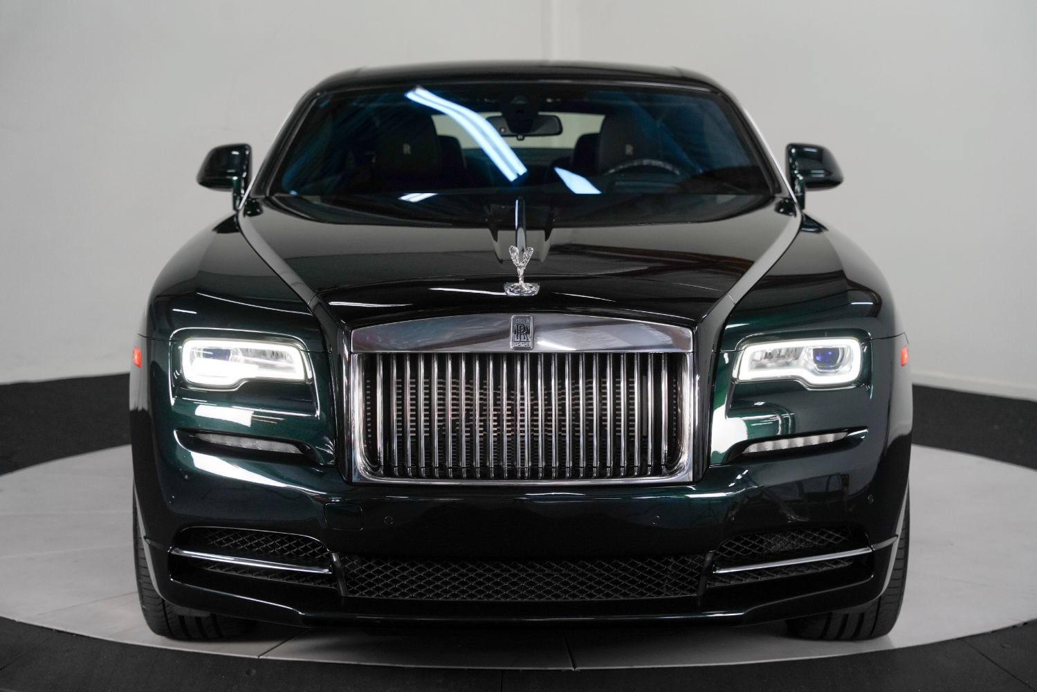 Used 2017 Rolls-Royce Wraith RWD image 11