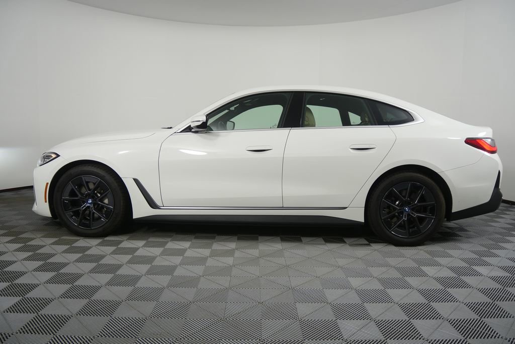 Used 2023 BMW i4 eDrive40 w/ Premium Package image 6