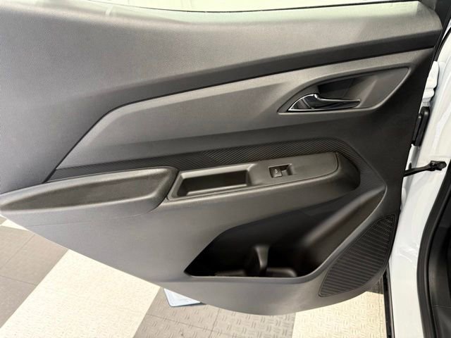 New 2027 Chevrolet Bolt RS w/ Super Cruise Package FWD image 17