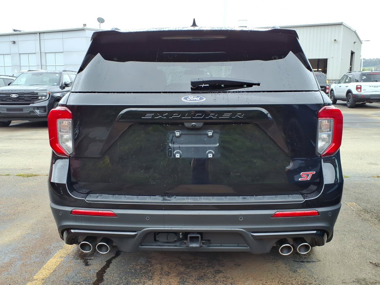 Used 2023 Ford Explorer ST w/ Equipment Group 401A AWD/4WD image 4
