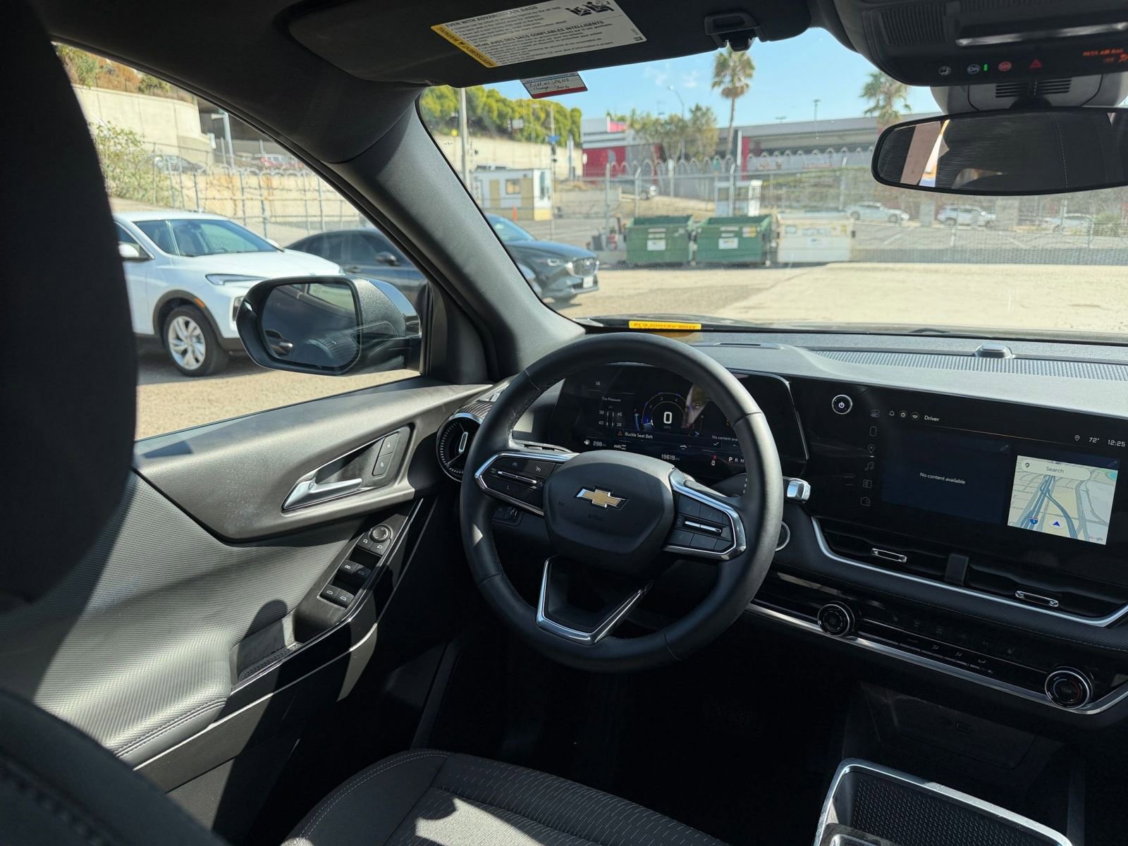 Used 2025 Chevrolet Equinox LT image 33