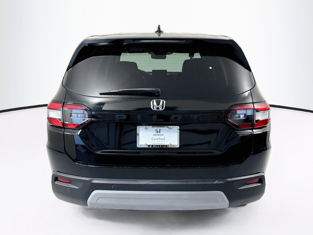 Certified 2025 Honda Pilot EX-L image 6