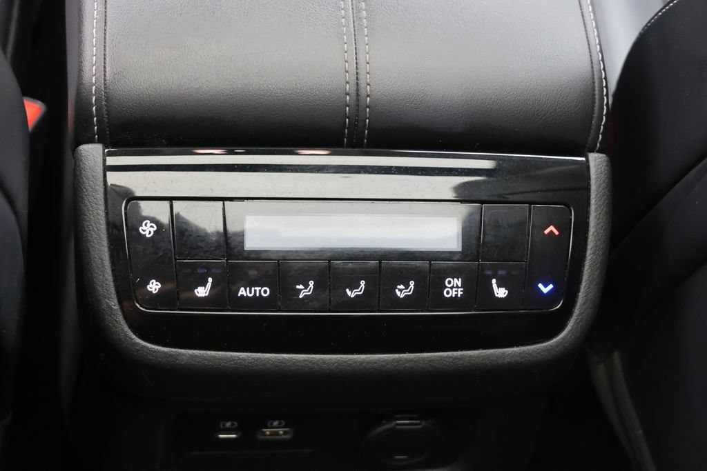 Used 2024 INFINITI QX60 Luxe AWD/4WD image 12