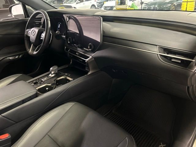 Used 2023 Lexus RX 350 Premium w/ Accessory Package AWD/4WD image 24