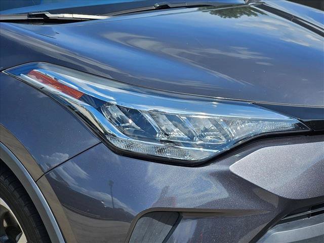 Used 2021 Toyota C-HR XLE FWD image 21