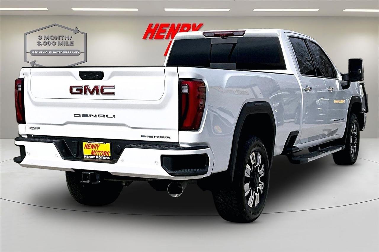 Used 2025 GMC Sierra 3500 Denali w/ Denali Reserve Package image 7