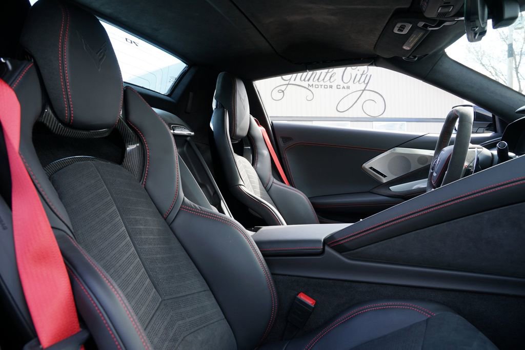 Used 2023 Chevrolet Corvette Stingray Premium Conv w/ Z51 Performance Package image 23