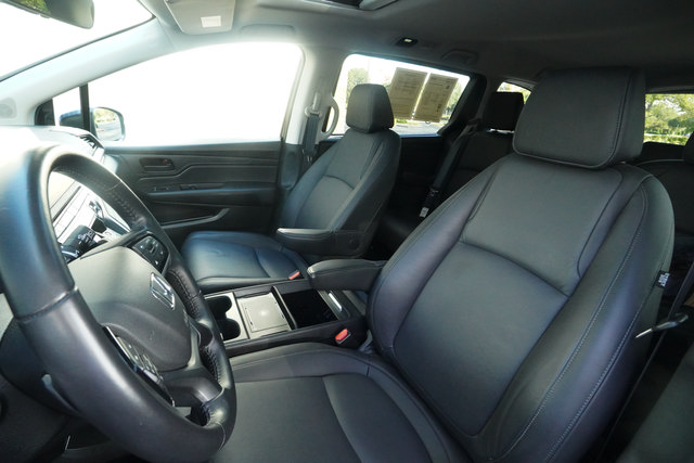 Used 2025 Honda Odyssey EX-L image 23