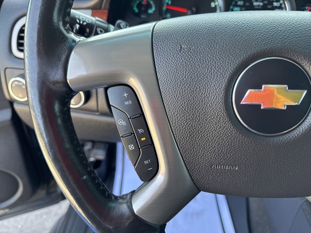 Used 2012 Chevrolet Suburban LT AWD/4WD image 18