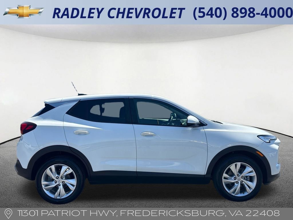 Certified 2025 Buick Encore GX Preferred FWD image 20
