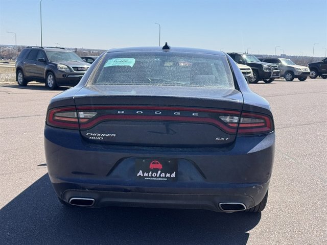Used 2016 Dodge Charger SXT image 6
