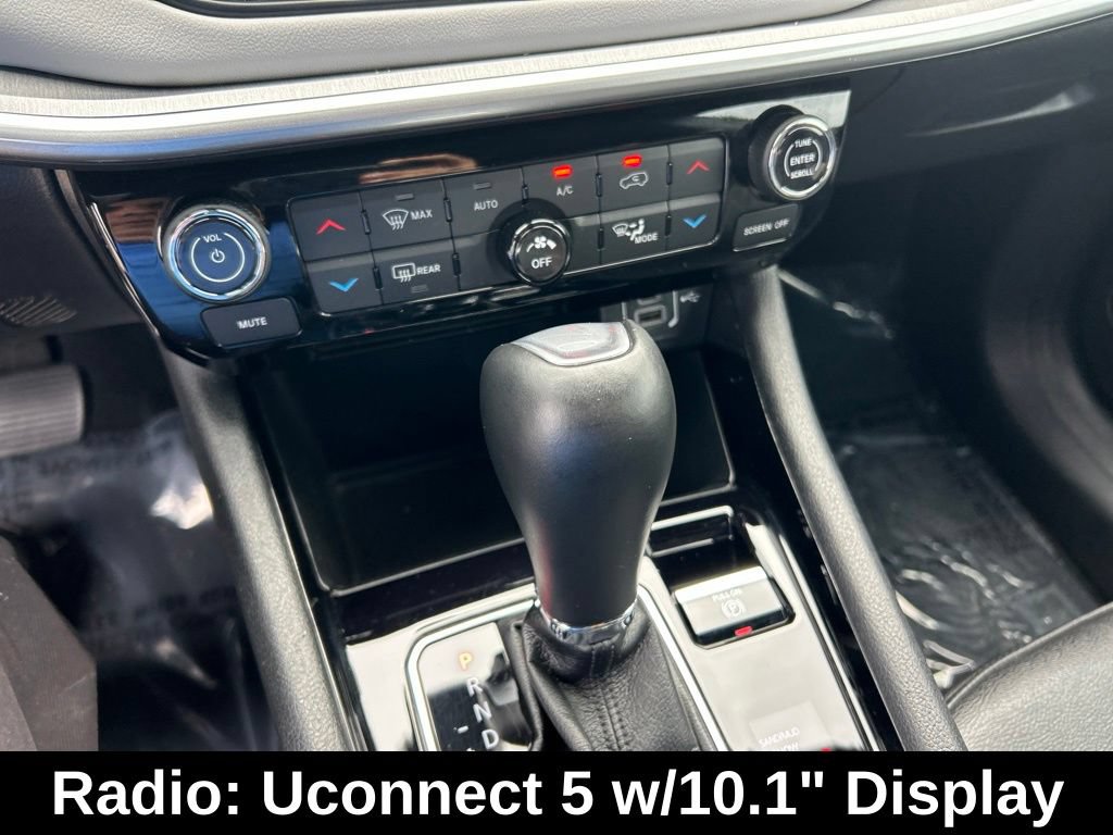 Used 2025 Jeep Compass Limited AWD/4WD image 14