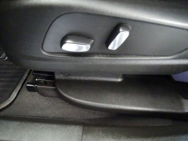 Used 2024 Cadillac XT6 Luxury w/ LPO, Floor Liner Package image 3