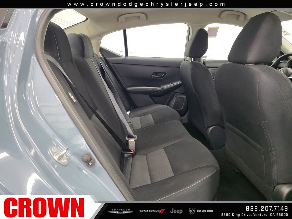 Used 2025 Nissan Sentra SV image 14