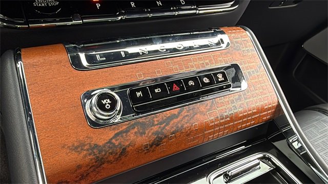 New 2025 Lincoln Aviator Black Label w/ Black Label Special Edition image 23