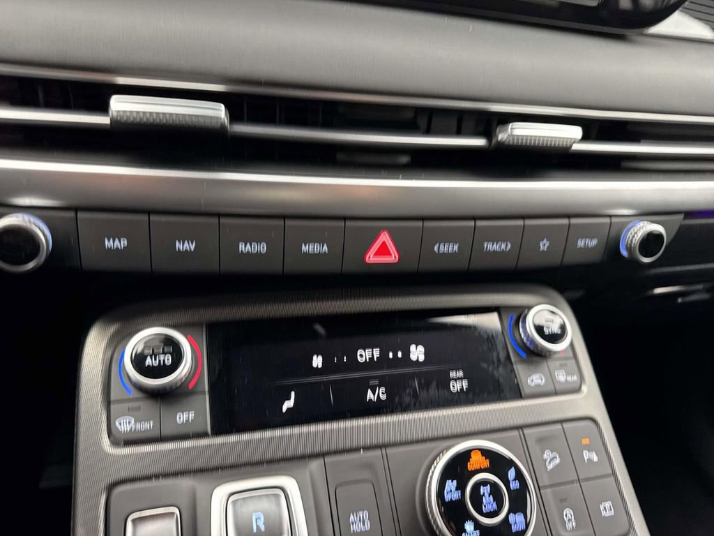 Used 2025 Hyundai Palisade Calligraphy image 23