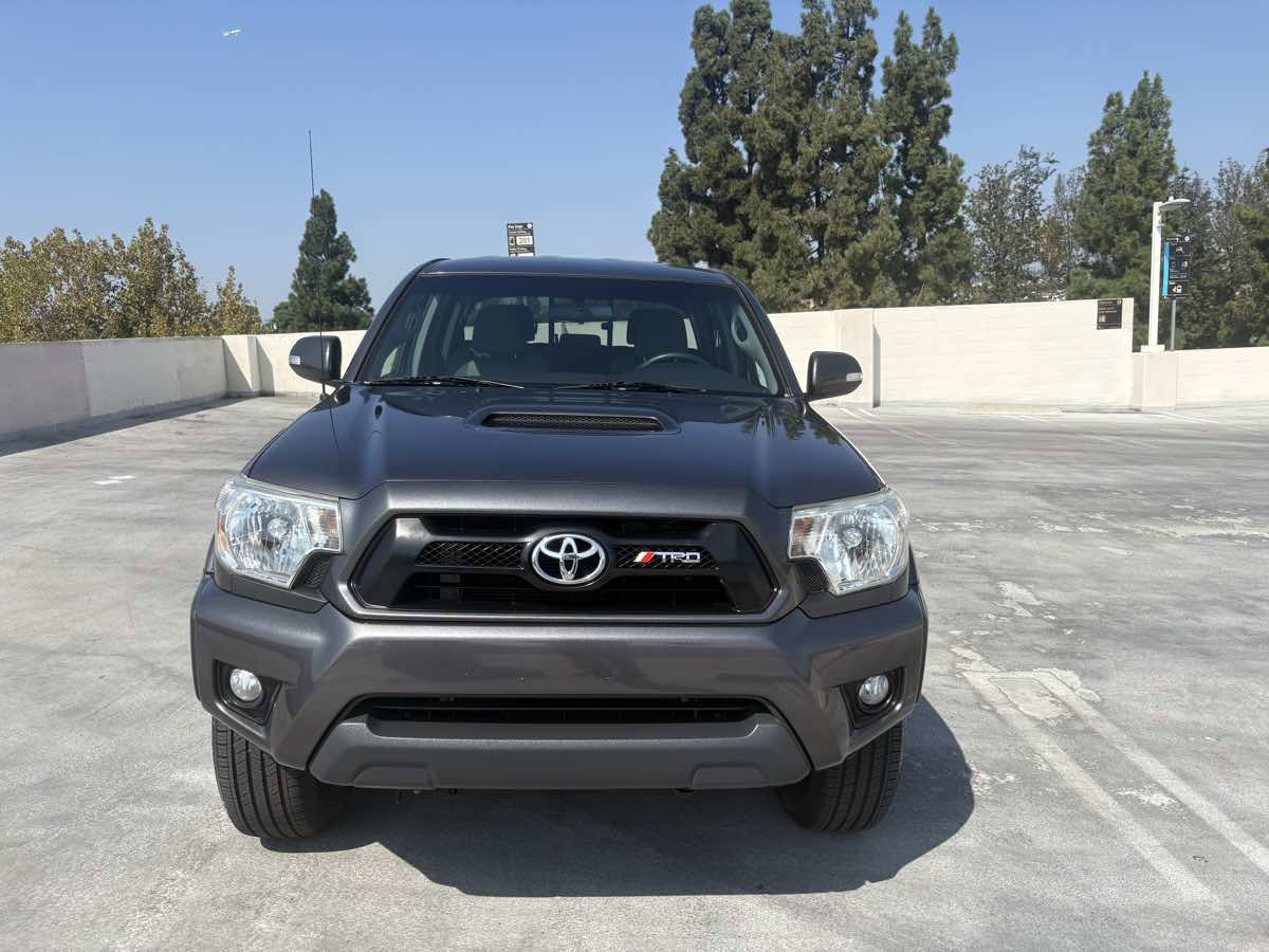Used 2014 Toyota Tacoma PreRunner image 36