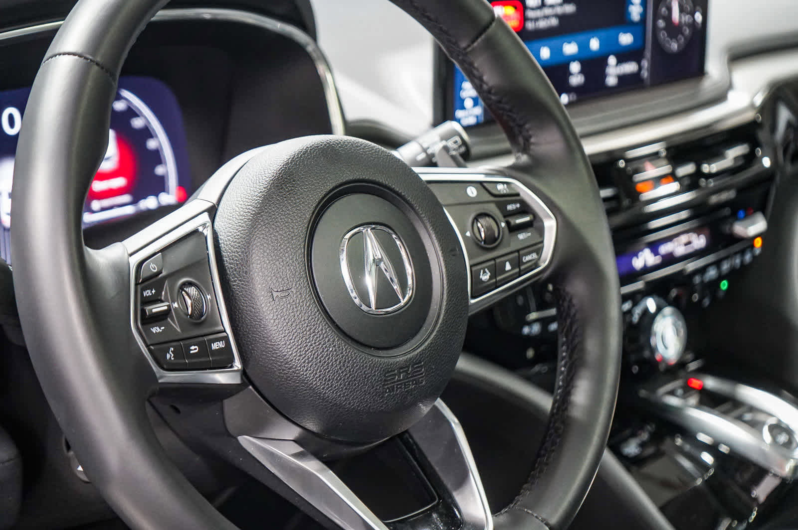 Used 2025 Acura MDX SH-AWD w/ Technology Package image 17