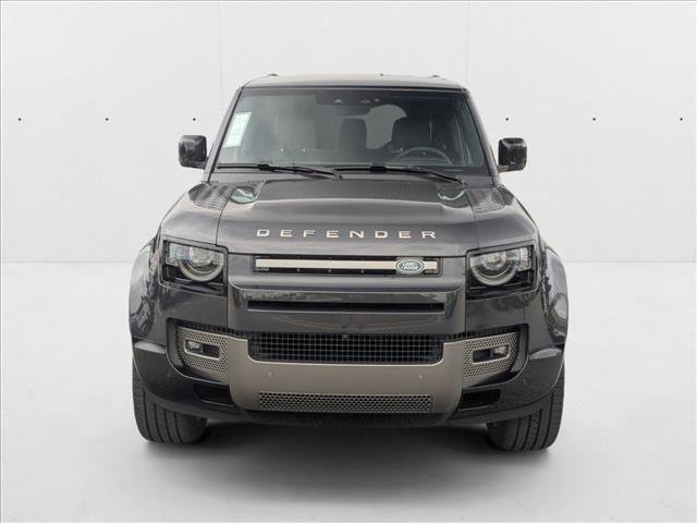 New 2025 Land Rover Defender 110 X-Dynamic SE image 5