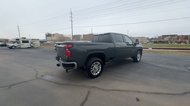 Used 2025 Chevrolet Silverado 2500 LTZ w/ LTZ Plus Package image 8