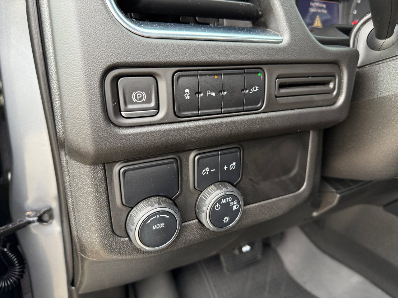 Used 2021 Chevrolet Tahoe LT image 10