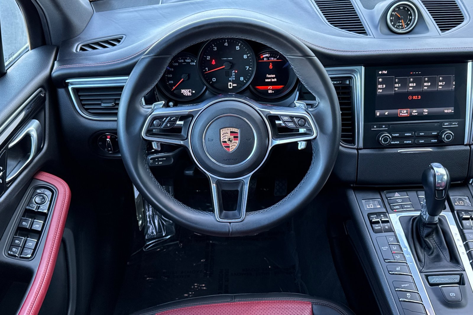 Used 2018 Porsche Macan image 14