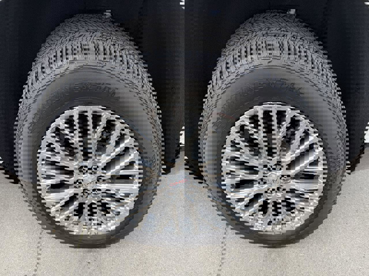 Used 2024 GMC Acadia Denali w/ LPO, Floor Liner Package image 53