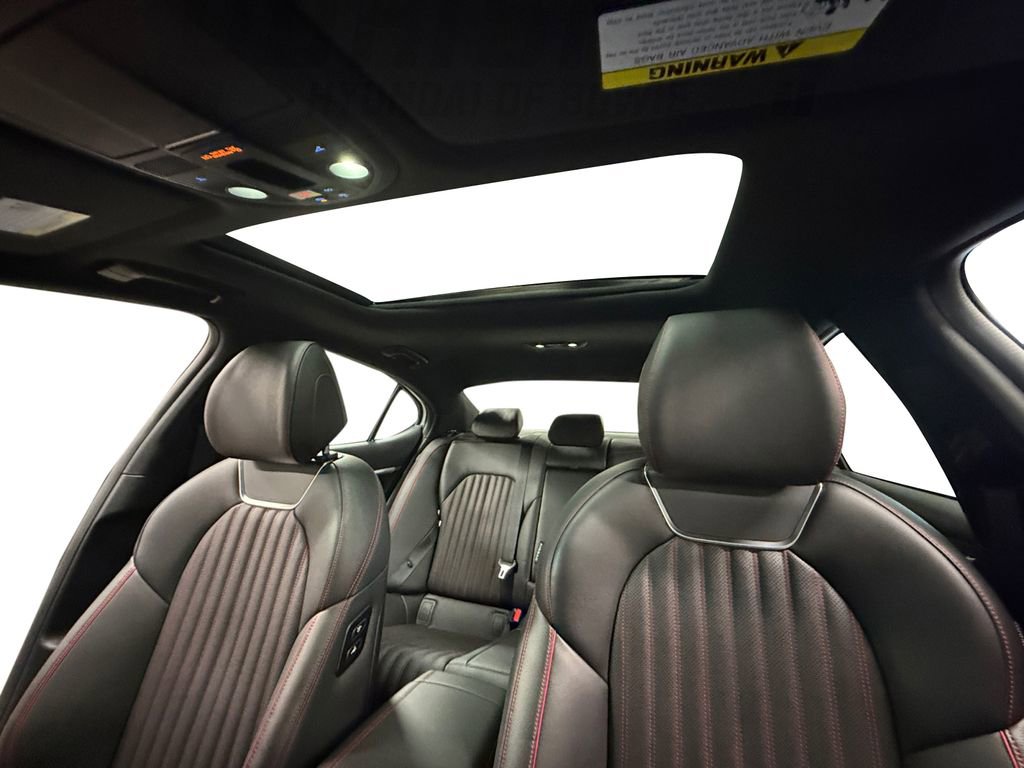 Used 2025 Genesis G70 3.3T Advanced image 23