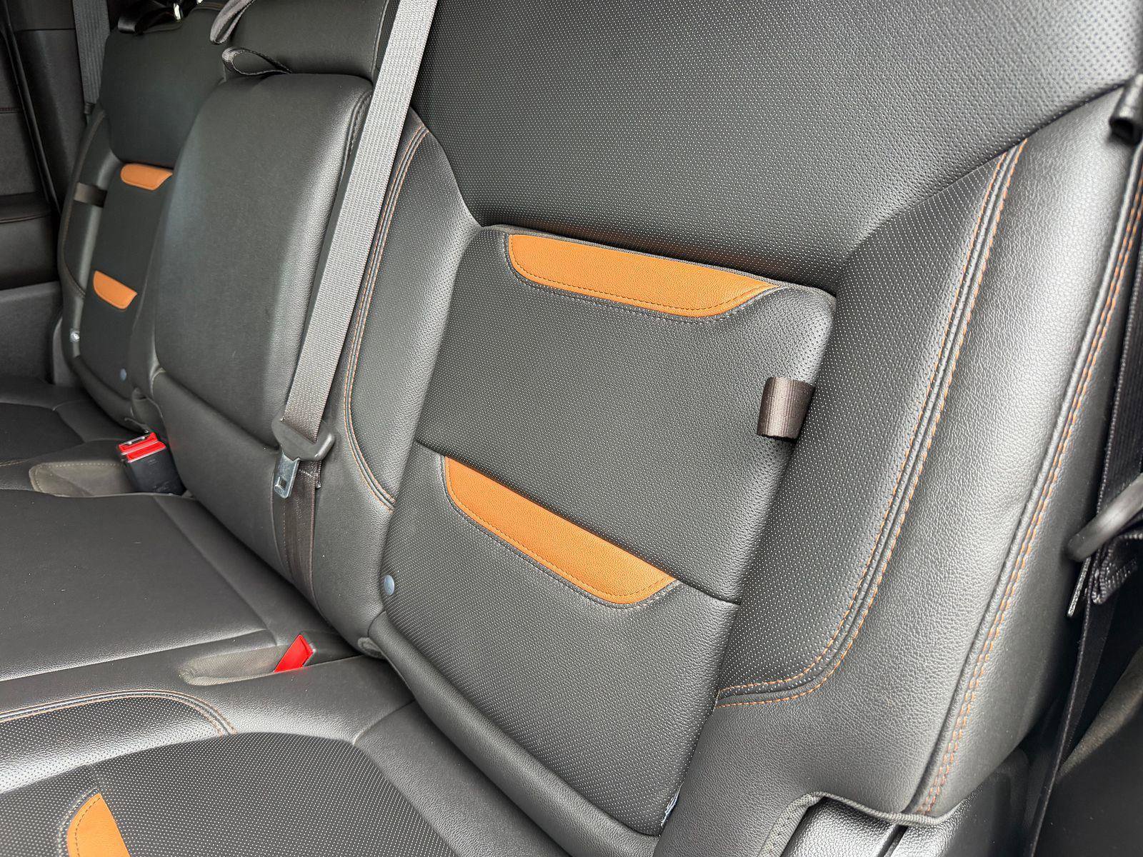 Used 2021 GMC Sierra 1500 AT4 w/ AT4 Premium Package image 6