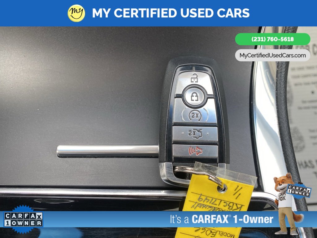 Used 2019 Ford Edge Titanium w/ Cold Weather Package image 28