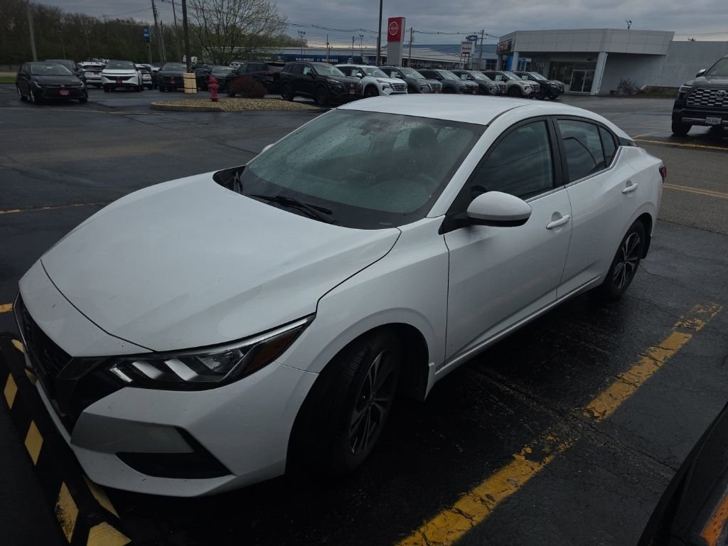 Used 2022 Nissan Sentra SV image 1