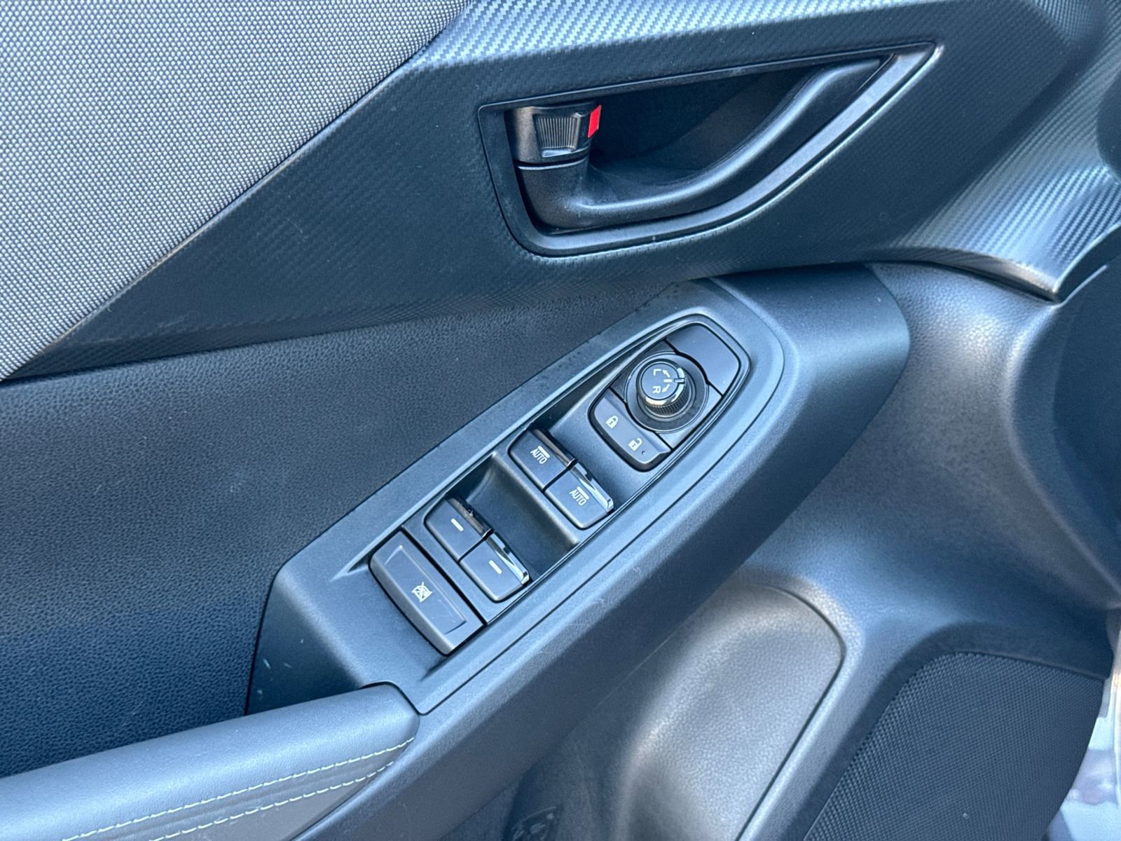 Certified 2024 Subaru Crosstrek 2.0i Premium image 17