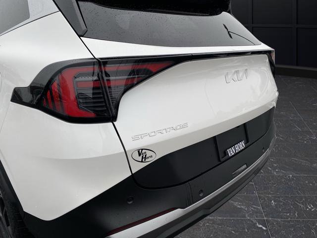 New 2026 Kia Sportage EX image 40