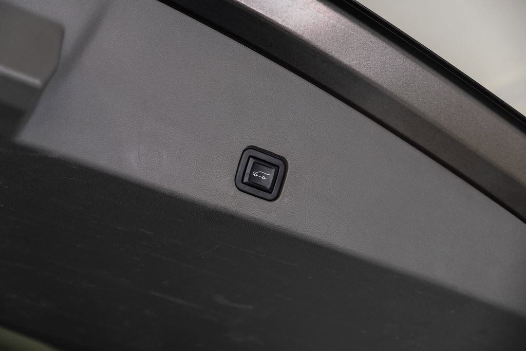 Used 2020 Cadillac XT6 Premium Luxury image 57