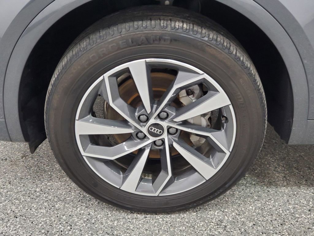 Used 2023 Audi Q5 2.0T Premium Plus AWD/4WD image 8