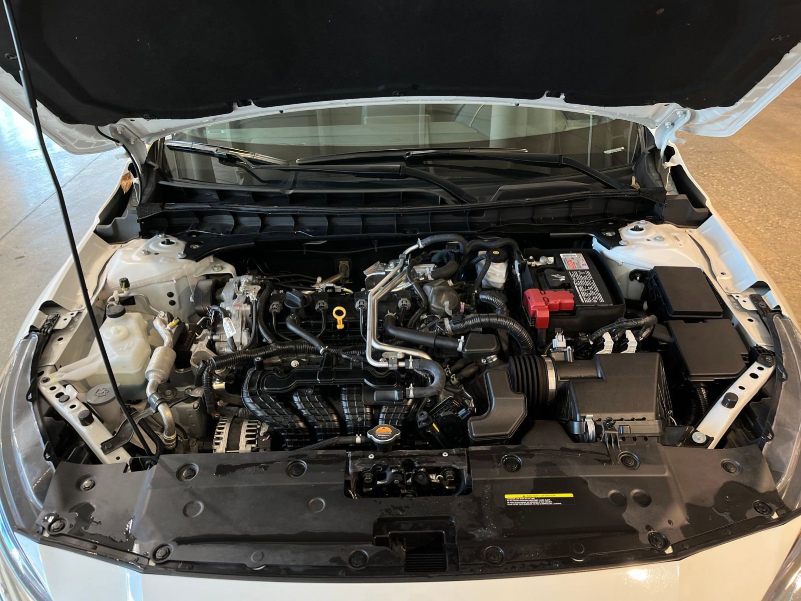 Used 2025 Nissan Altima 2.5 SV image 32